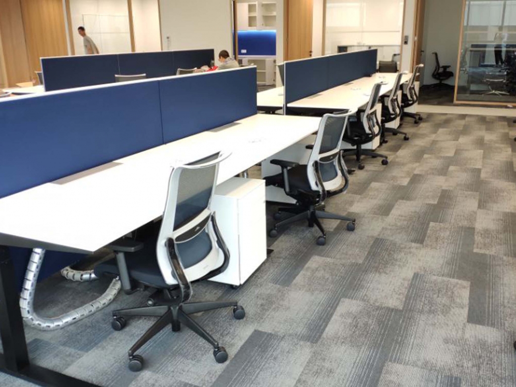 EE842951A52BF6FDCADDE5D4A448F9D0